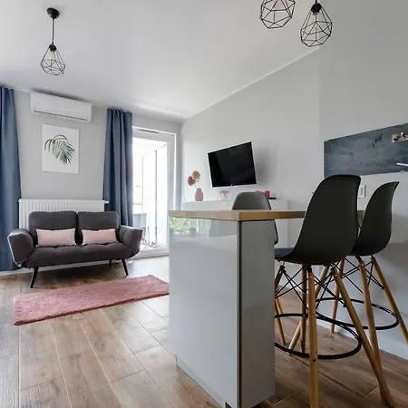 Alfa With Parking * Poznań