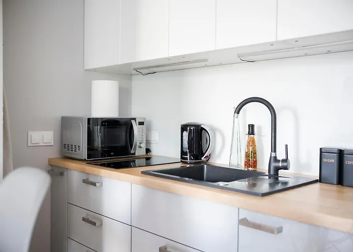 Alfa With Parking Apartment